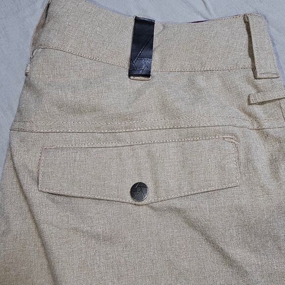 APERTURE, Tan Snowboard Pants, Flair Leg, Adjustable Waist Cargos, Medium - Picture 5 of 11